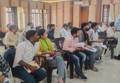 सचिव- प्रधान ग्रामीणों को जनकल्याणकारी योजनाओं से लाभान्वित करायें:एसडीएम